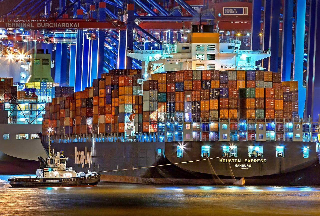 hamburg, port of hamburg, container freighter-3021820.jpg